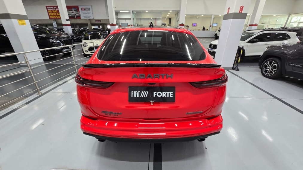 fiat fastback 1.3 turbo 270 flex abarth at6 4p automatico 202514