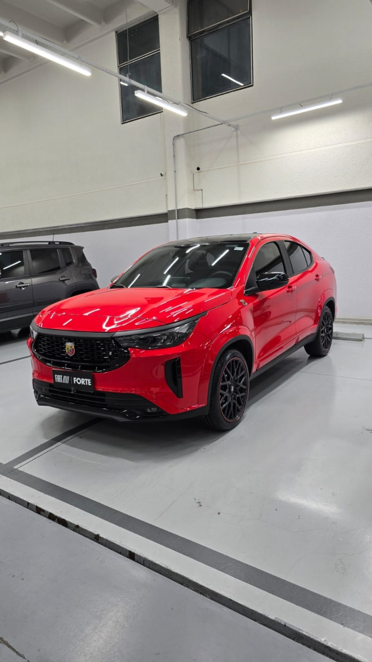 fiat fastback 1.3 turbo 270 flex abarth at6 4p automatico 2025