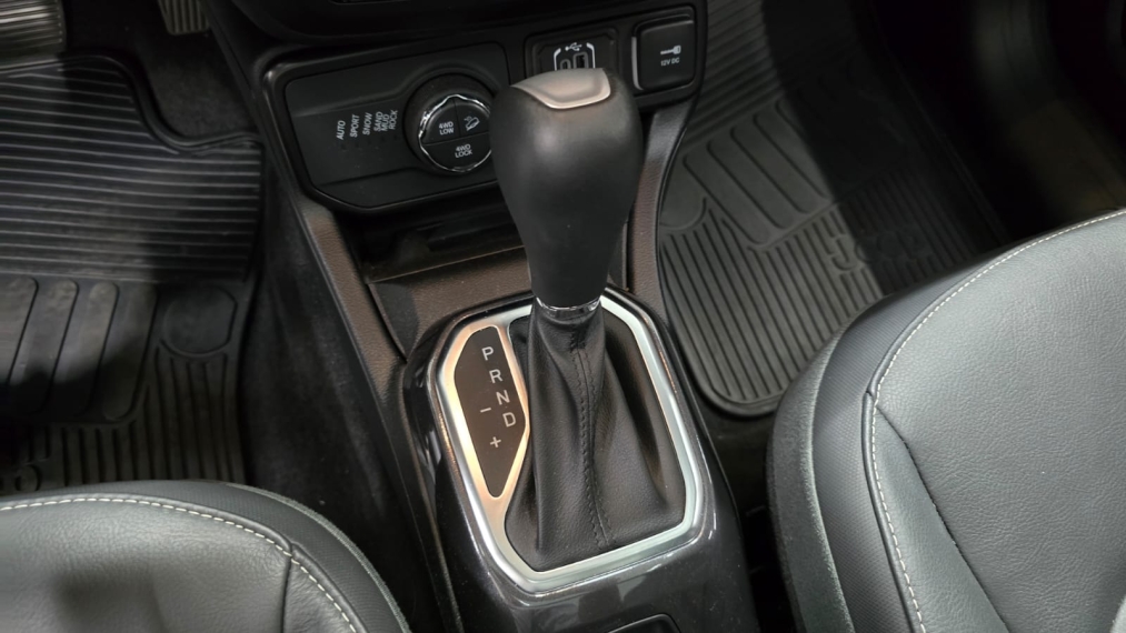 jeep renegade 1.3 t270 turbo flex willys 4x4 at9 4p automatico 20257