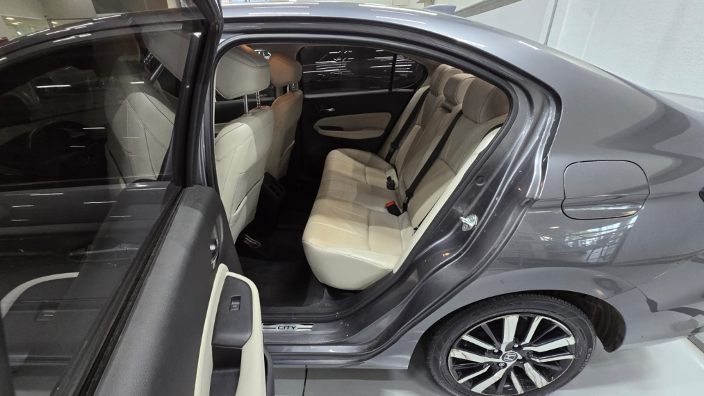 honda city 1.5 i-vtec flex hatch touring cvt 4p automatico 202312