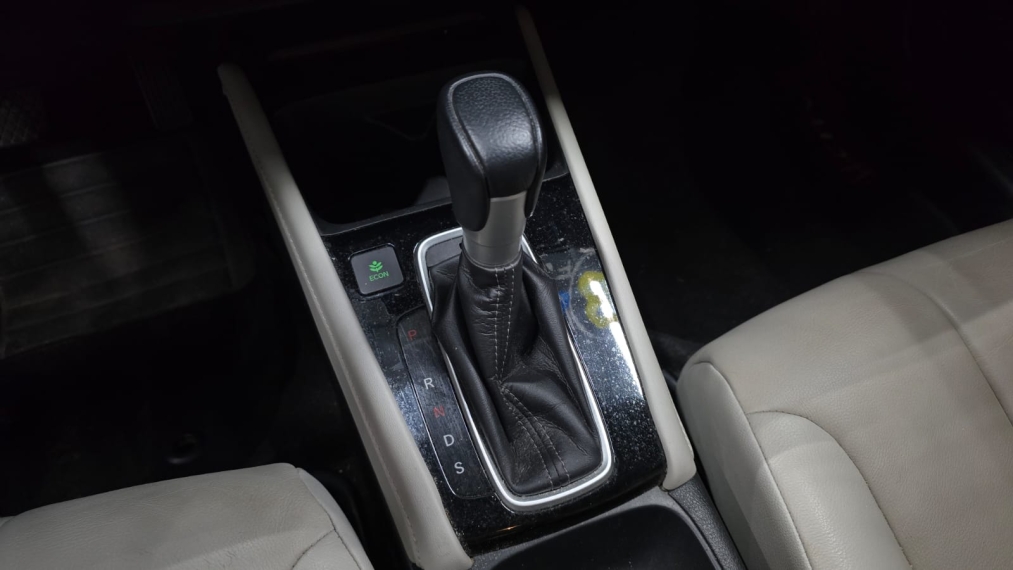 honda city 1.5 i-vtec flex hatch touring cvt 4p automatico 20237