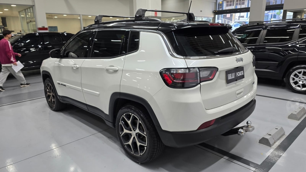 jeep compass 1.3 t270 turbo flex longitude at6 4p automatico 202514