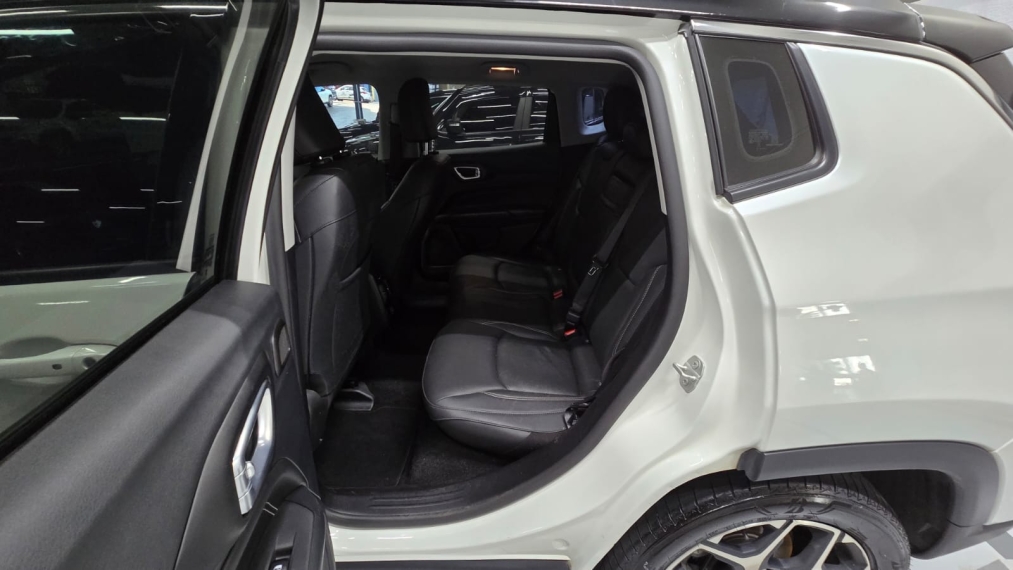 jeep compass 1.3 t270 turbo flex longitude at6 4p automatico 202511