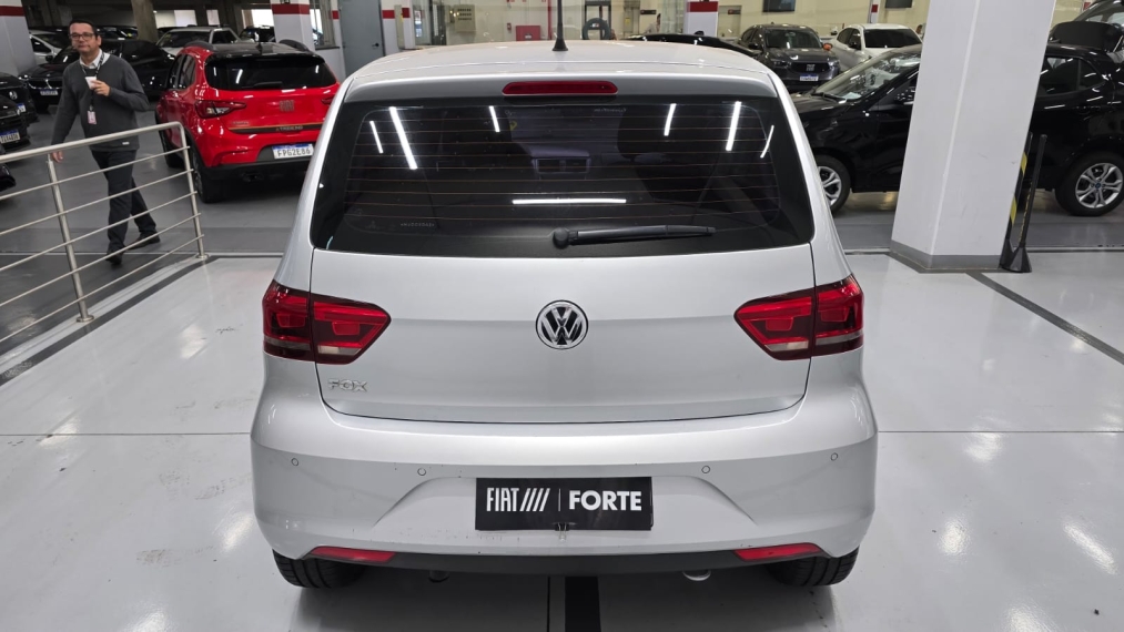 volkswagen fox 1.6 msi total flex connect 4p manual 202114