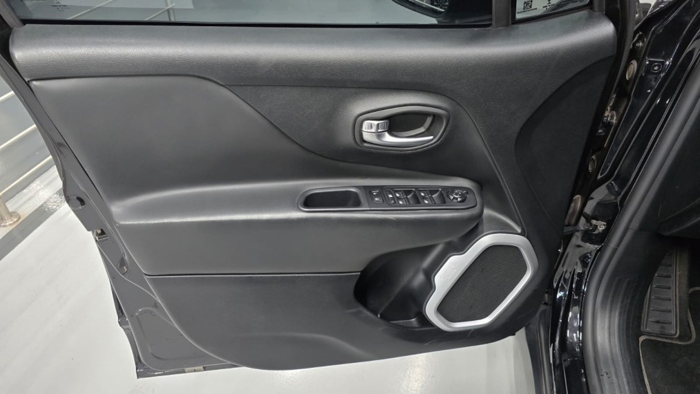 jeep renegade 1.8 16v flex longitude 4p automatico 20199