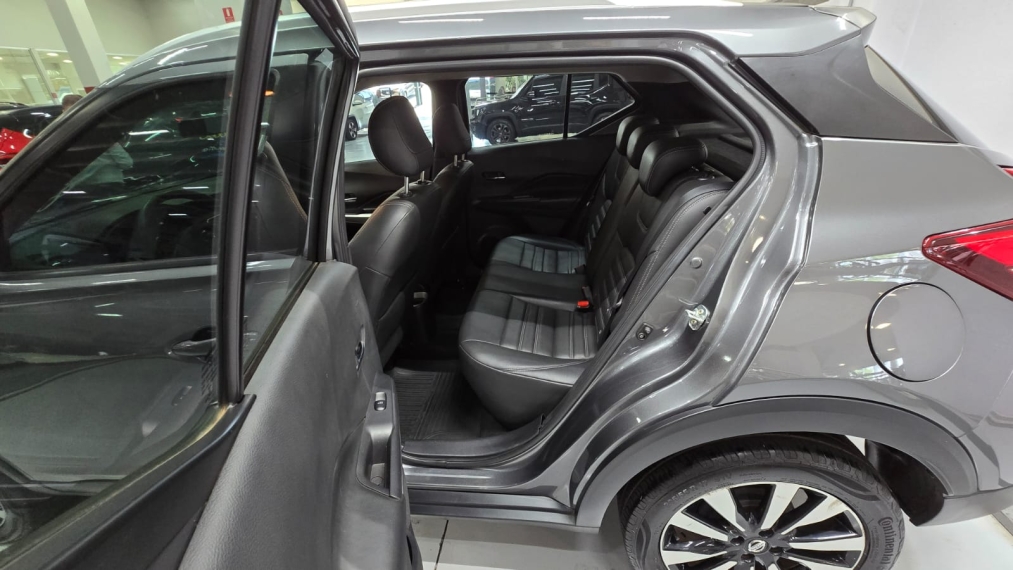 nissan kicks 1.6 16v flexstart sv 4p xtronic flex automatico 202012