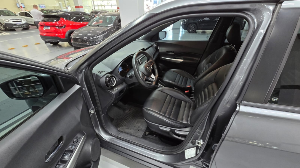 nissan kicks 1.6 16v flexstart sv 4p xtronic flex automatico 20206