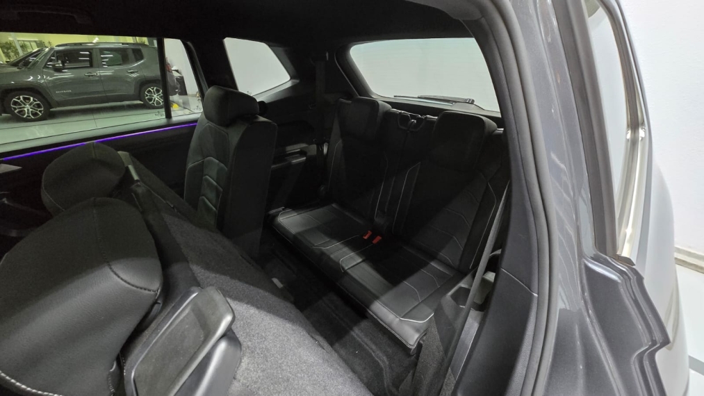 volkswagen tiguan 2.0 300 tsi gasolina allspace r-line automatico 4p 202413