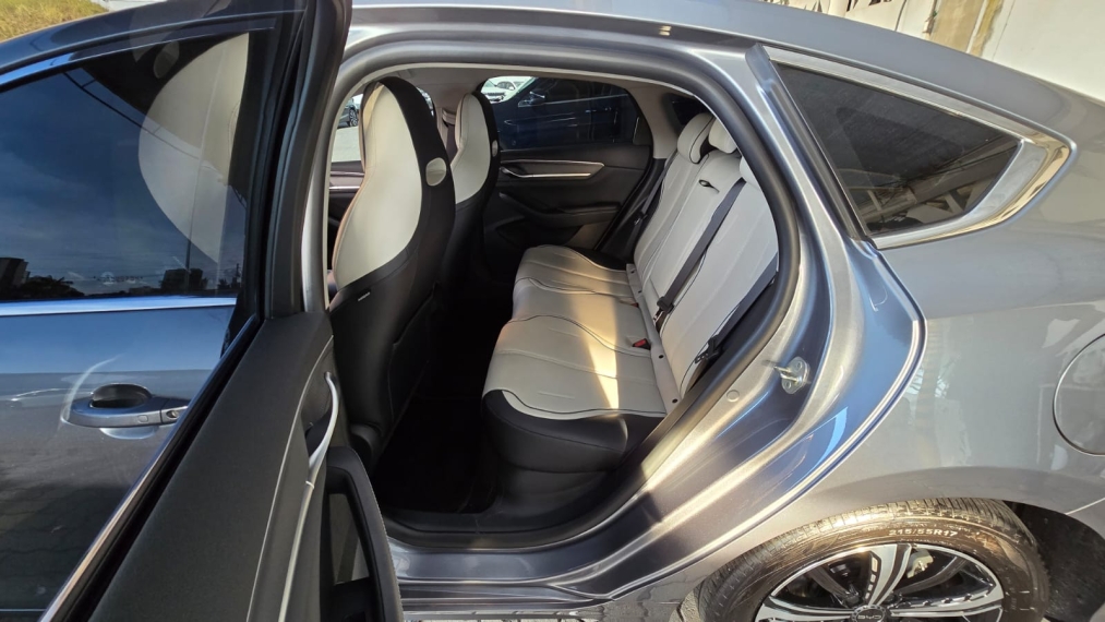 byd king 1.5 dm-i phev gl automatico hibrido 4p 202512