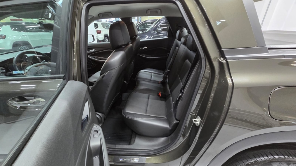 chevrolet montana 1.2 turbo flex premier automatico 4p 202312