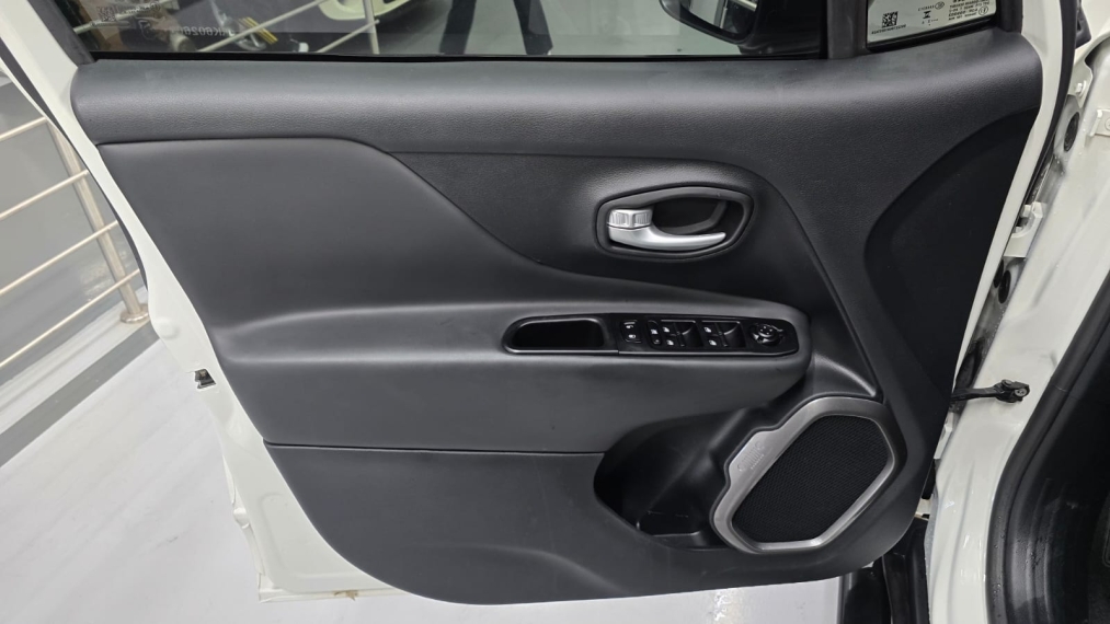 jeep renegade 1.3 t270 turbo flex longitude at6 4p automatico 20249