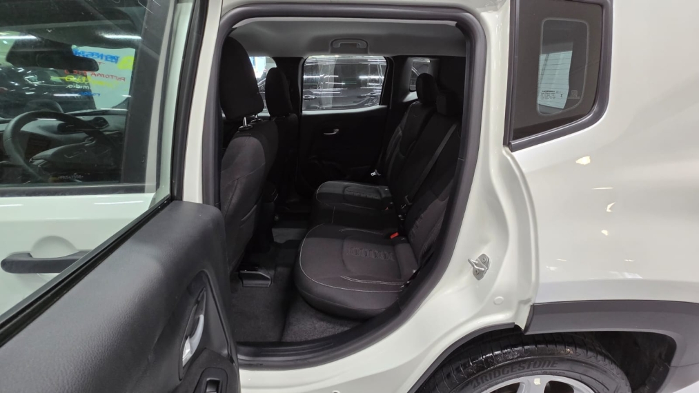 jeep renegade 1.3 t270 turbo flex at6 4p automatico 202311