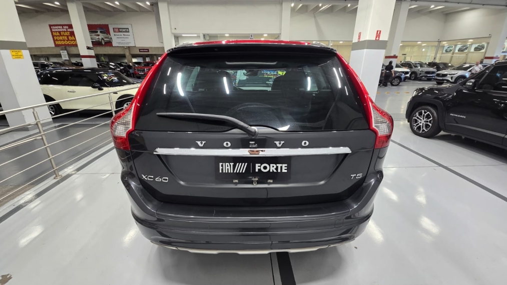 volvo xc60 2.0 t5 momentum gasolina 4p automatico 201714