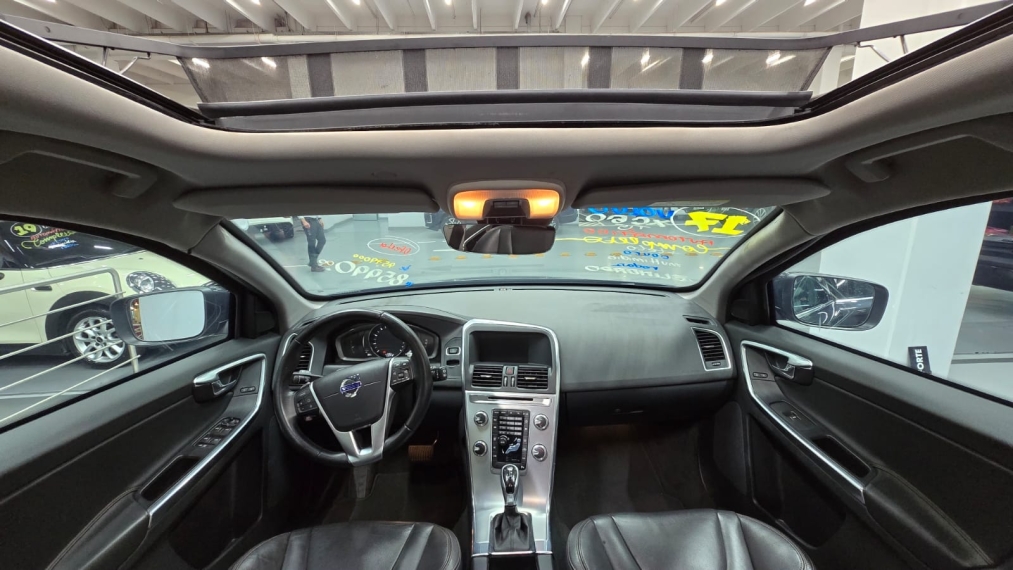 volvo xc60 2.0 t5 momentum gasolina 4p automatico 20178