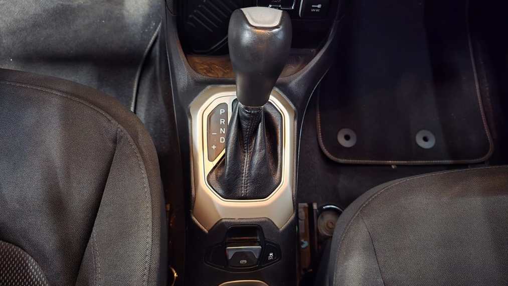 jeep renegade 1.8 16v flex longitude 4p automatico 20167