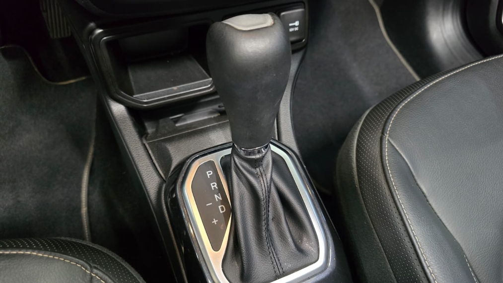 jeep renegade 1.3 t270 turbo flex sahara at6 4p automatico 20257