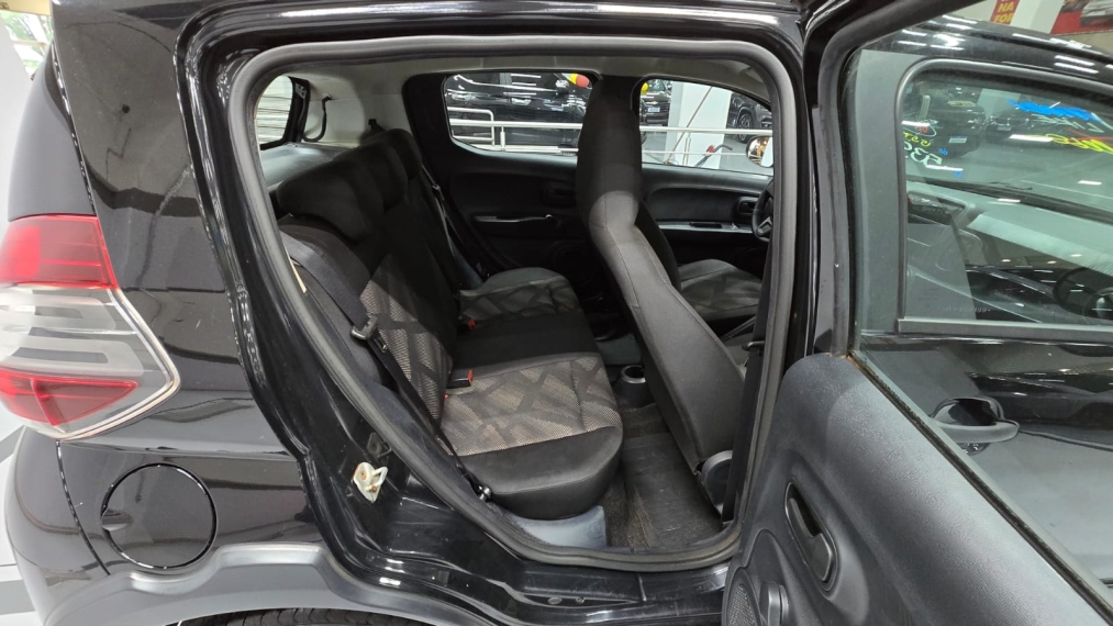 fiat mobi 1.0 evo flex like. manual 4p 202411
