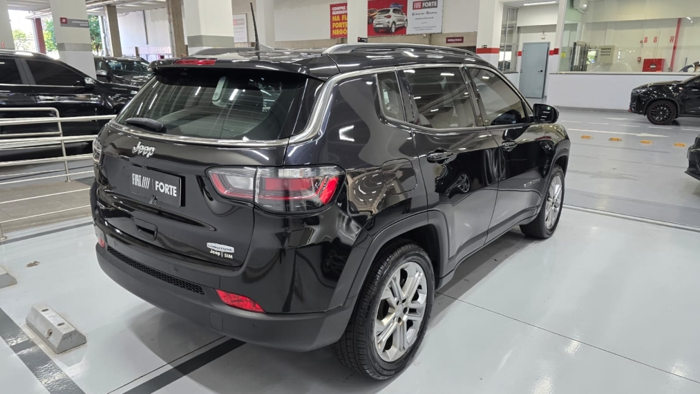 jeep compass 1.3 t270 turbo flex longitude at6 4p automatico 202213