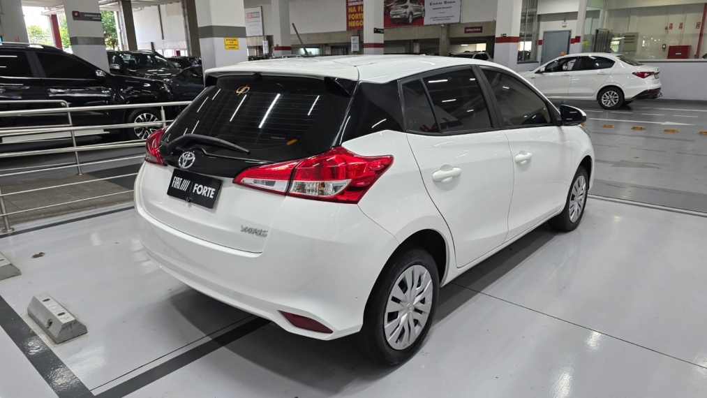 toyota yaris 1.5 16v flex xl multidrive 4p manual 202313