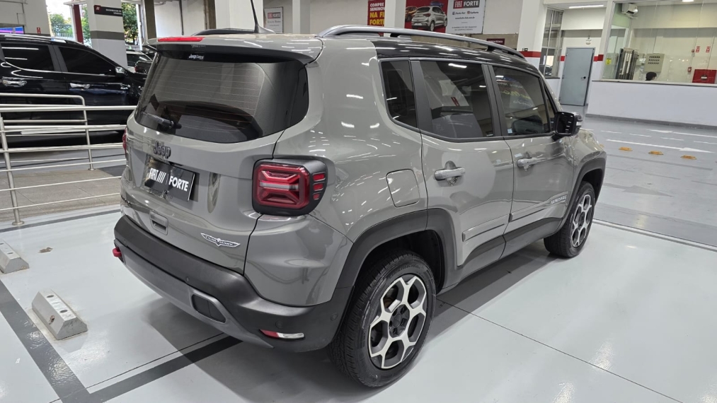 jeep renegade 1.3 t270 turbo flex trailhawk 4x4 at9 4p automatico 202413
