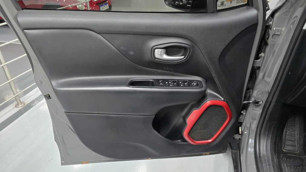 jeep renegade 1.3 t270 turbo flex trailhawk 4x4 at9 4p automatico 20249