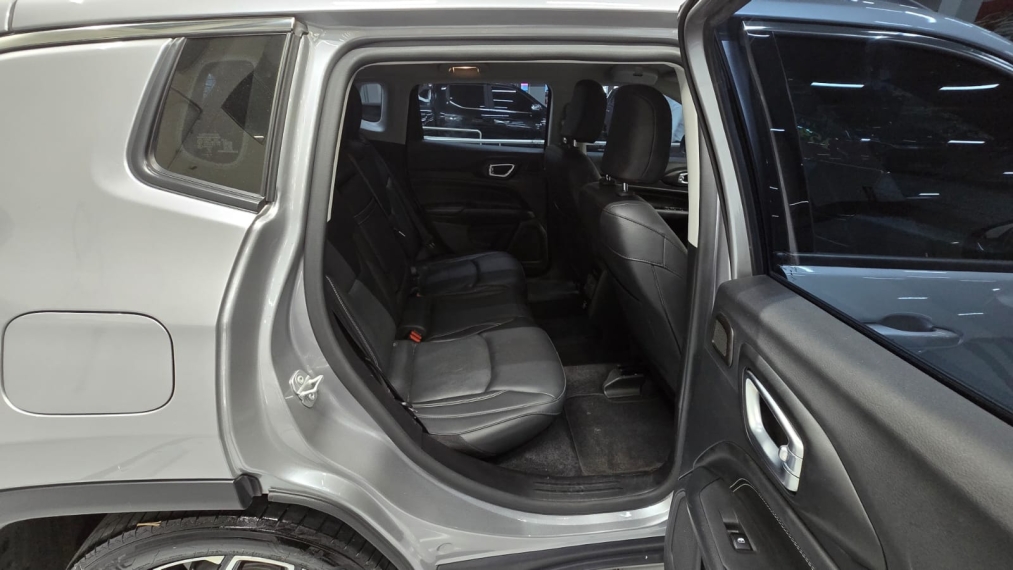 jeep compass 1.3 t270 turbo flex longitude at6 4p automatico 202511