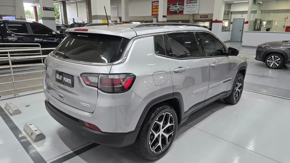 jeep compass 1.3 t270 turbo flex longitude at6 4p automatico 202513