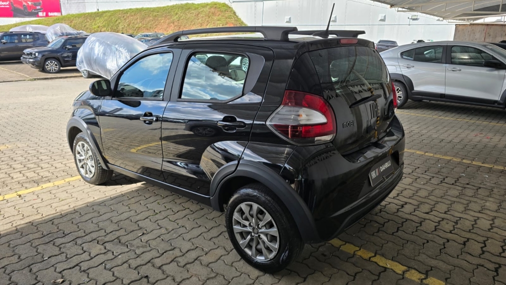 fiat mobi 1.0 evo flex trekking manual 4p 202315