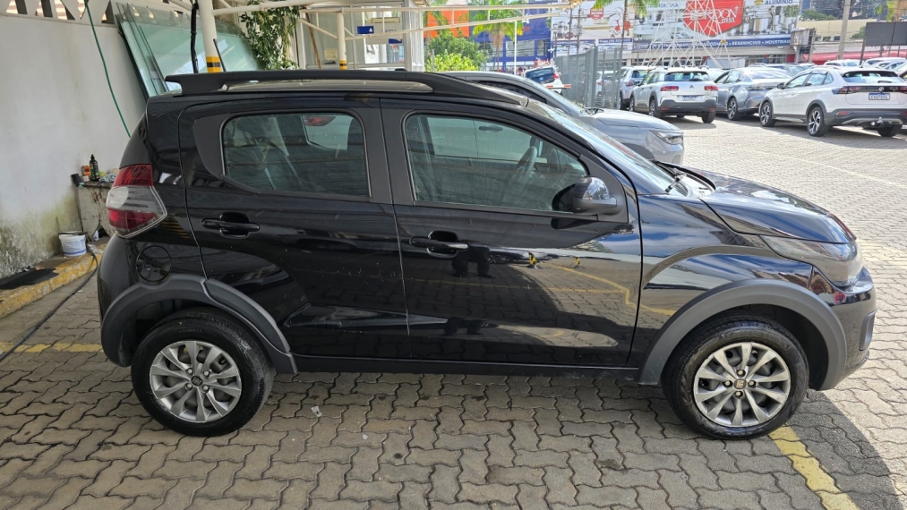 fiat mobi 1.0 evo flex trekking manual 4p 20234