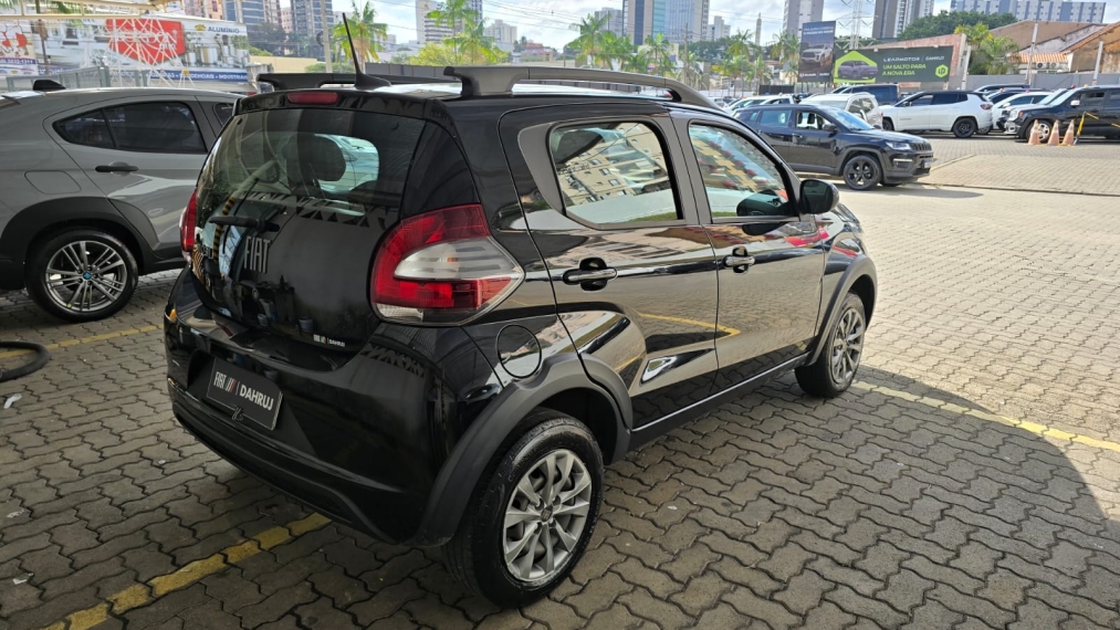 fiat mobi 1.0 evo flex trekking manual 4p 202313