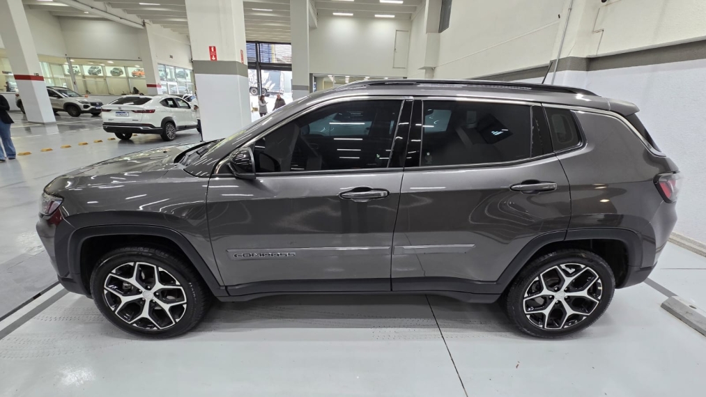 jeep compass 1.3 t270 turbo flex longitude at6 4p automatico 20265