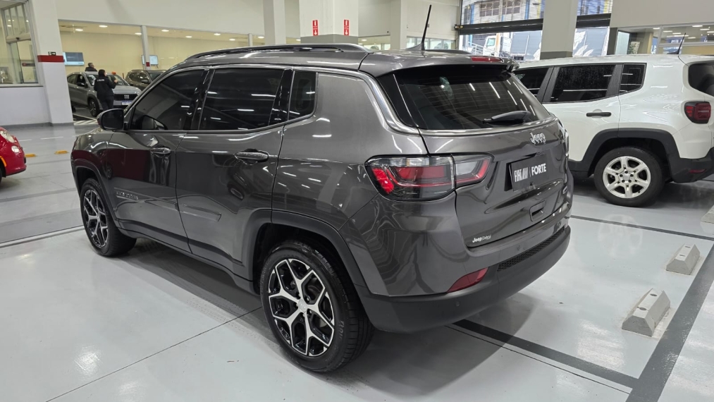 jeep compass 1.3 t270 turbo flex longitude at6 4p automatico 202615