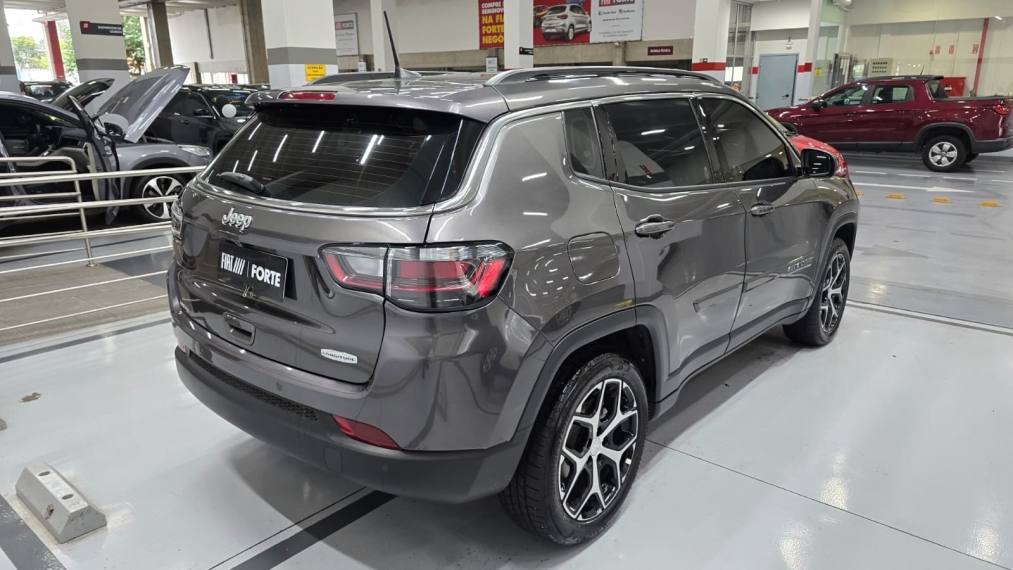 jeep compass 1.3 t270 turbo flex longitude at6 4p automatico 202613