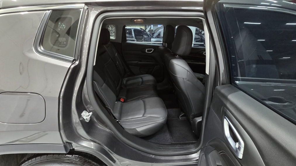 jeep compass 1.3 t270 turbo flex longitude at6 4p automatico 202611