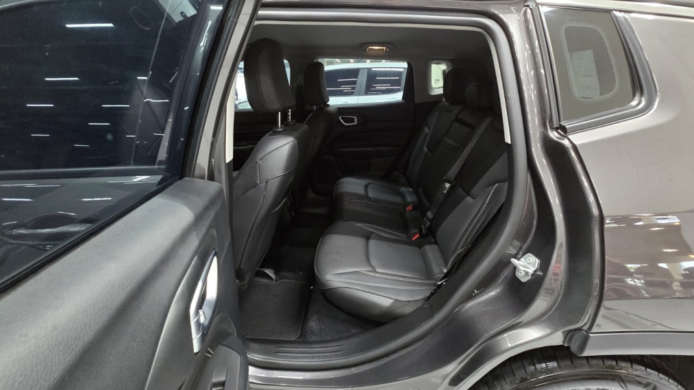 jeep compass 1.3 t270 turbo flex longitude at6 4p automatico 202612
