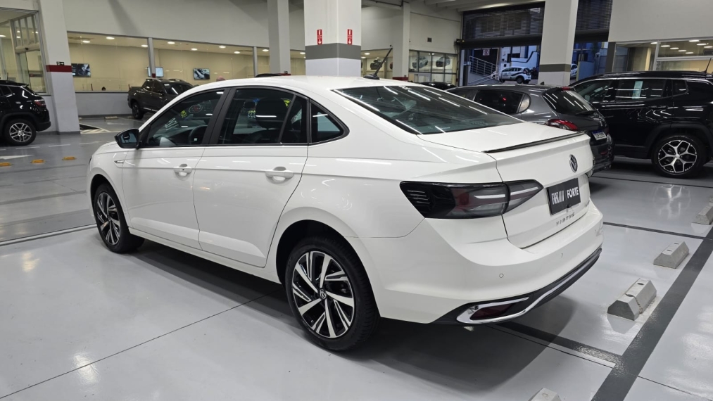 volkswagen virtus 1.0 200 tsi highline automatico flex 4p 202315