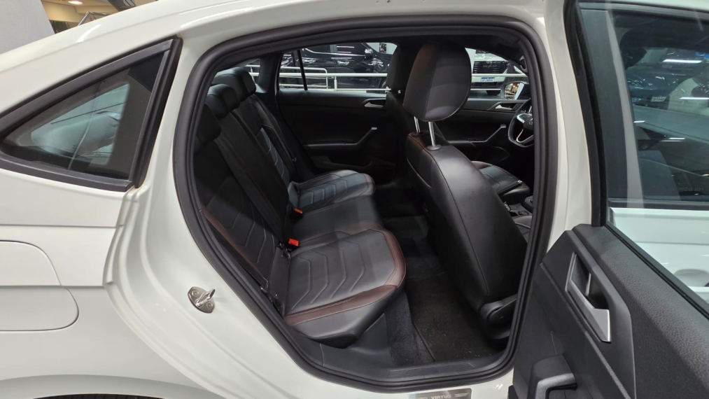 volkswagen virtus 1.0 200 tsi highline automatico flex 4p 202311