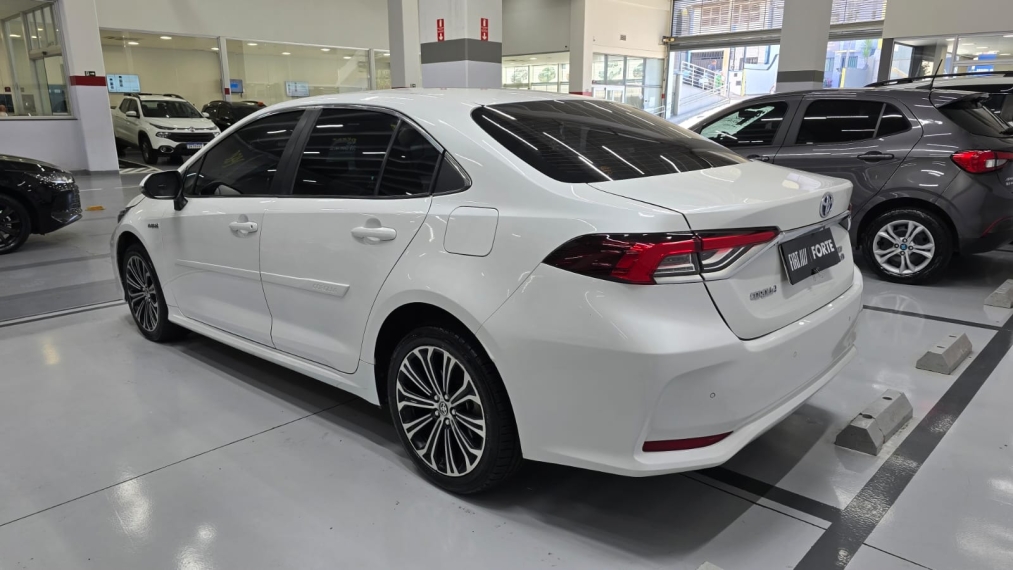 toyota corolla 1.8 vvt-i hybrid flex altis premium cvt 4p automatico 202316