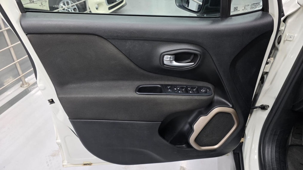 jeep renegade 1.8 16v flex 4p automatico 20179