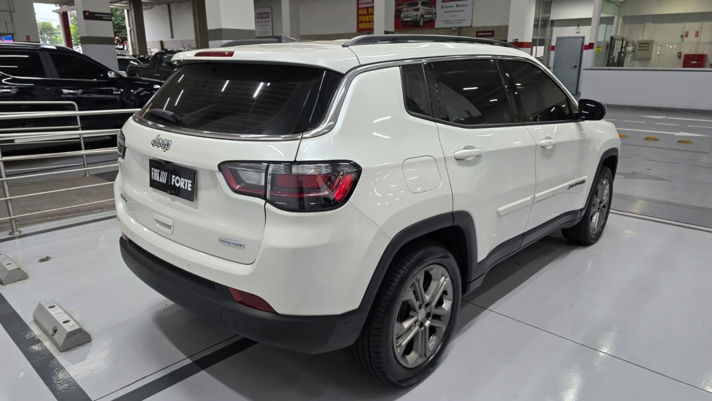 jeep compass 1.3 t270 turbo flex longitude at6 4p automatico 202313