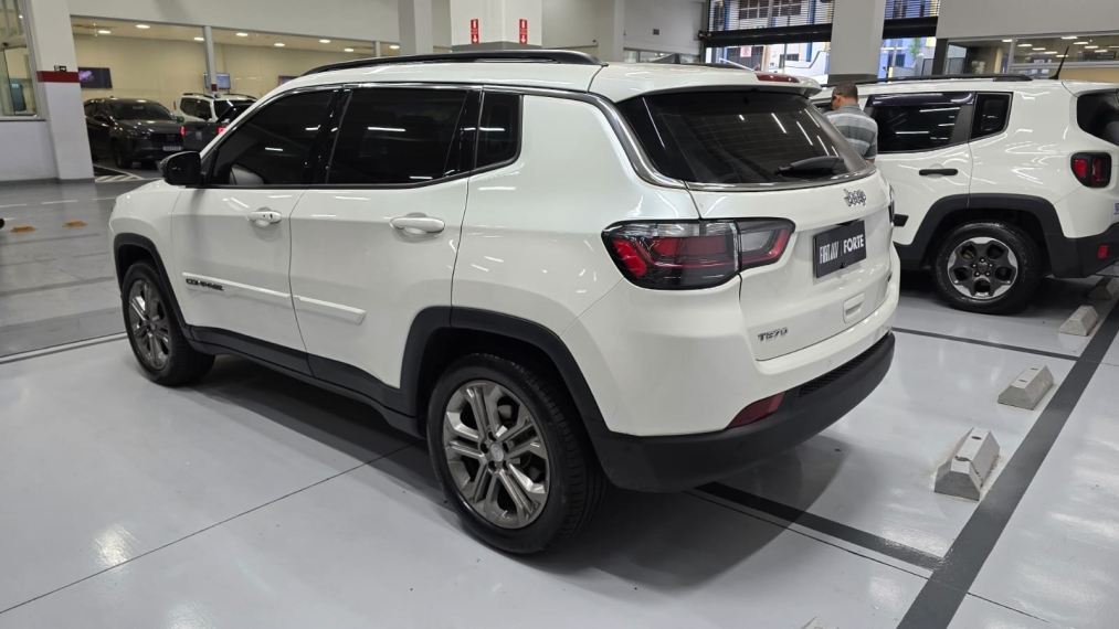 jeep compass 1.3 t270 turbo flex longitude at6 4p automatico 202315
