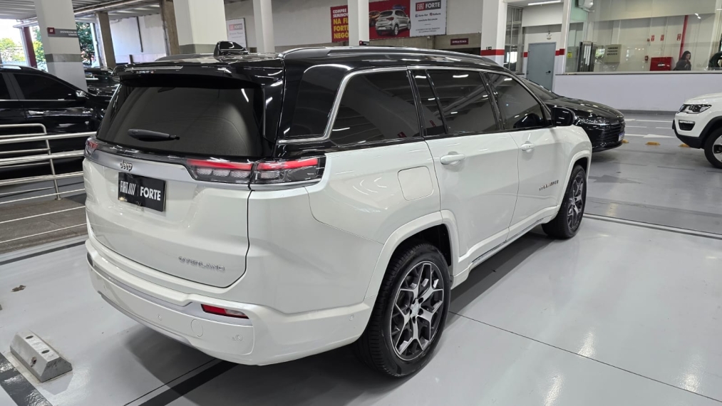 jeep commander 1.3 t270 turbo flex overland at6 4p automatico 202416