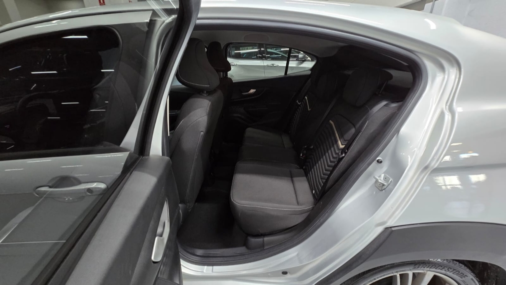fiat fastback 1.0 turbo 200 flex cvt 4p automatico 202512