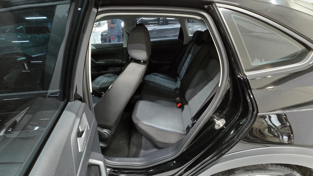 volkswagen nivus 1.0 200 tsi total flex comfortline automatico 4p 202312