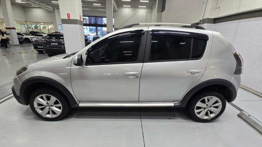 renault sandero 1.6 stepway 8v flex 4p manual 20145