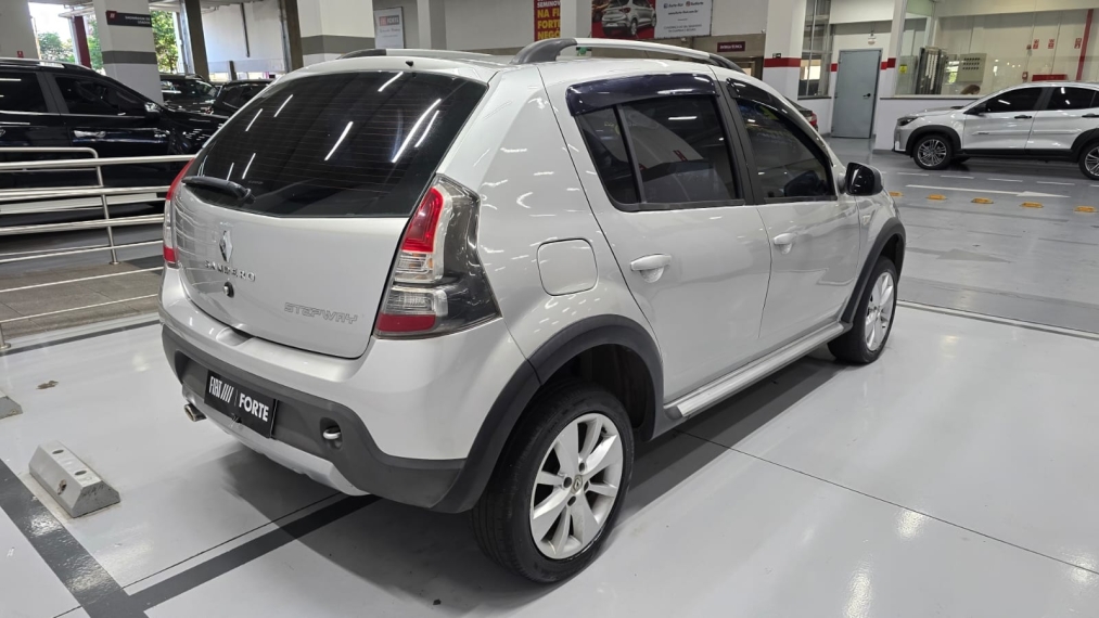 renault sandero 1.6 stepway 8v flex 4p manual 201413