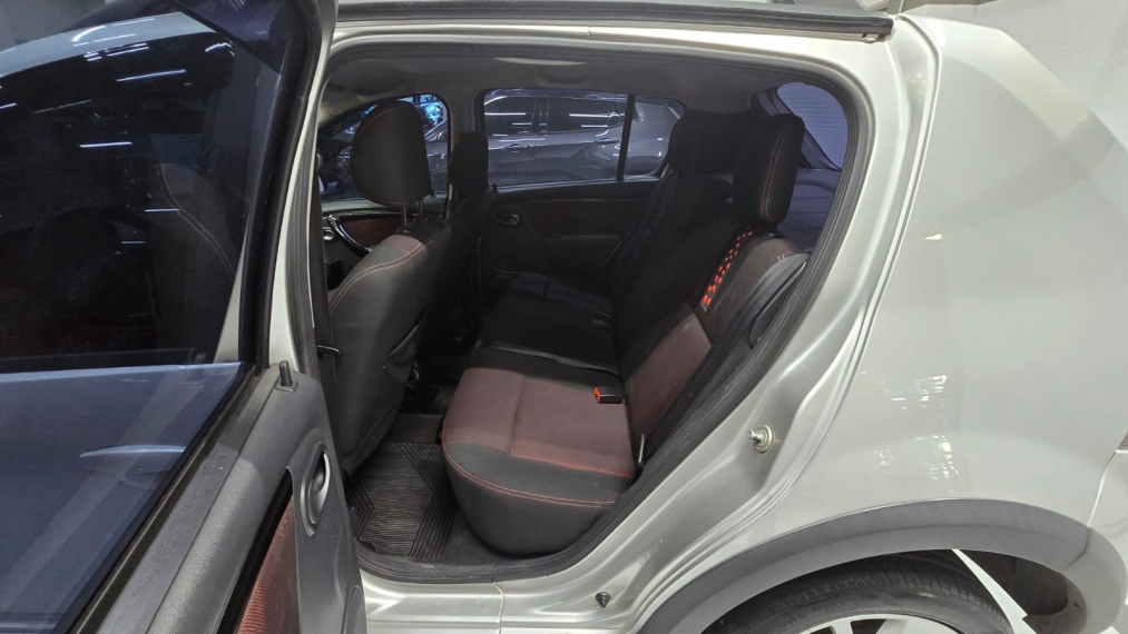 renault sandero 1.6 stepway 8v flex 4p manual 201412