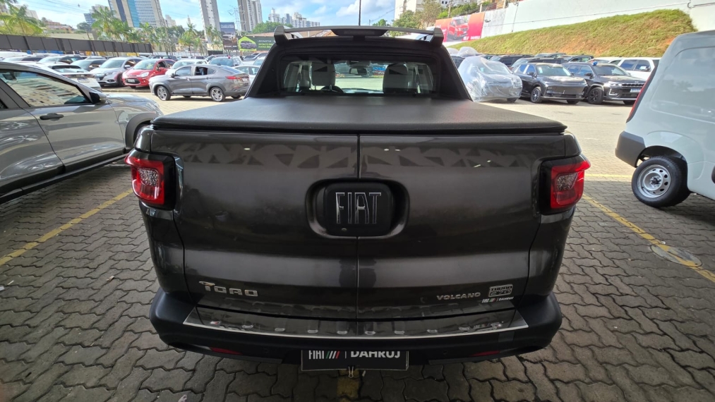fiat toro 1.3 turbo 270 flex volcano at6 4p automatico 202214
