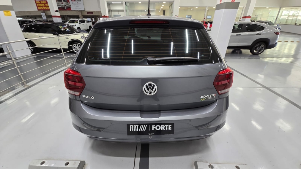volkswagen polo 1.0 200 tsi comfortline automatico flex 4p 202014
