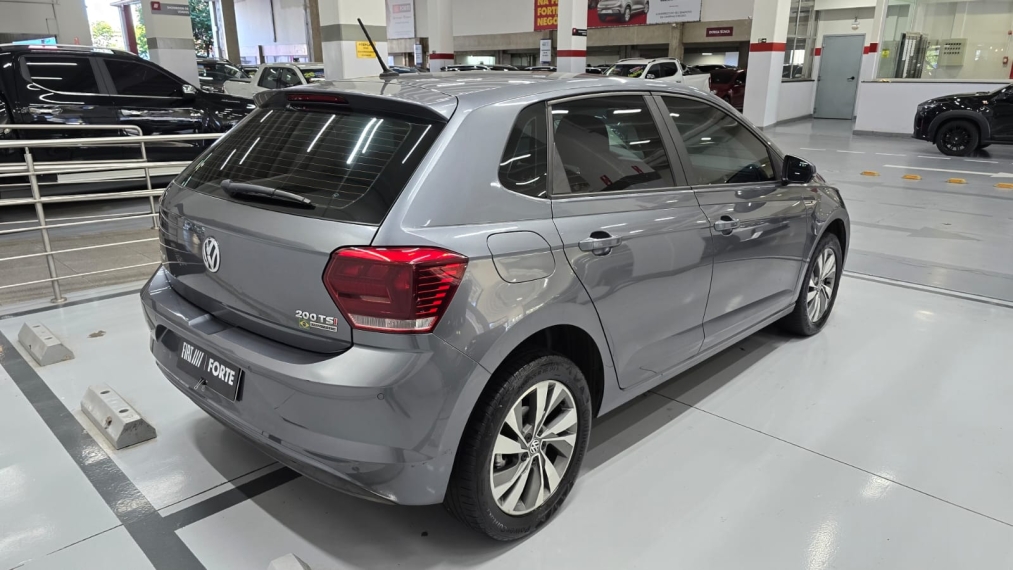 volkswagen polo 1.0 200 tsi comfortline automatico flex 4p 202013